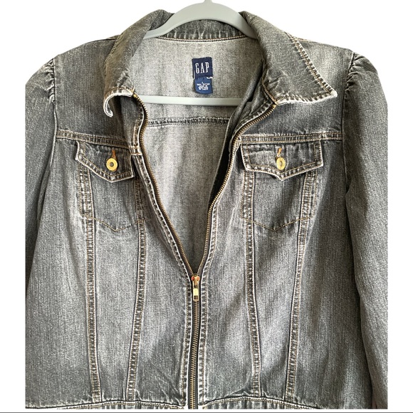 Gap Jacket - Picture 2 of 4